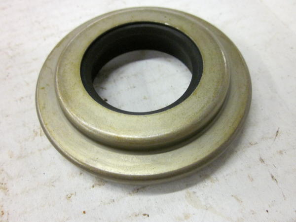 FORD GPW WILLYS MB TRANSFER BOX OUTPUT PINNION OIL SEAL DOUBLE LIPPED  JG02.2 
